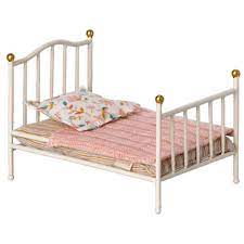 Cama vintage