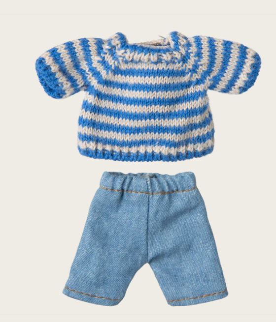 Jersey y pantalones de punto, Ratón hermano mayor